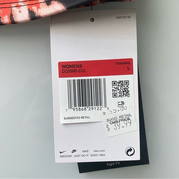 NWT Nike Resort Tie Dye Cropped Tank - Picture 5 of 12